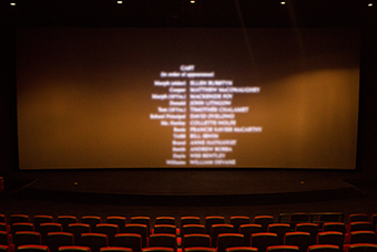 九州酷游国际党委组织召开《长津湖》观影活动